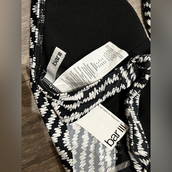 Bar III Cabo cowlneck drapey black white zigzag One-Piece monokini Swimsuit. S - Picture 11 of 11